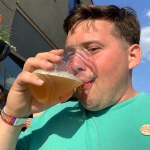 Meet your Posher, Emilio